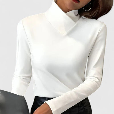 Clara | Elegant Turtleneck