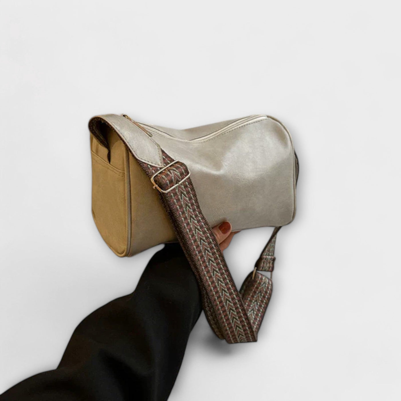 June | Vintage Crossbody Bag