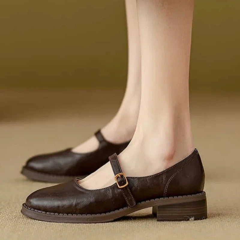 Mia | Classic Comfort Mary Janes Made of Leather