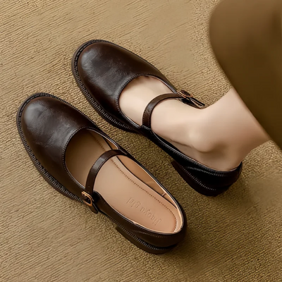 Mia | Classic Comfort Mary Janes Made of Leather