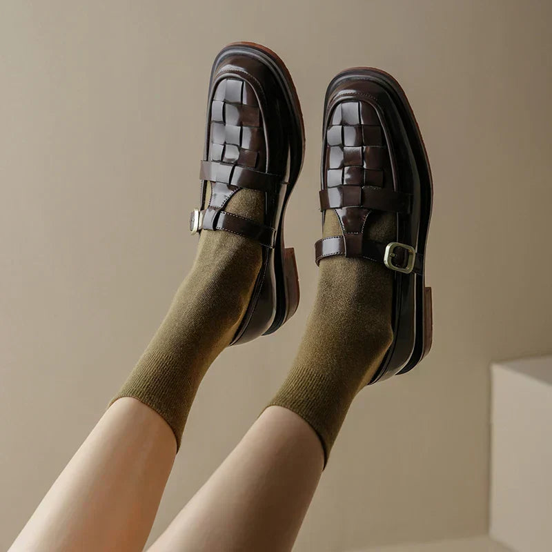 Scarletet | Retro Flats